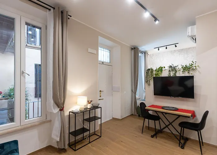 Red By Campo De Fiori - In Apartment *